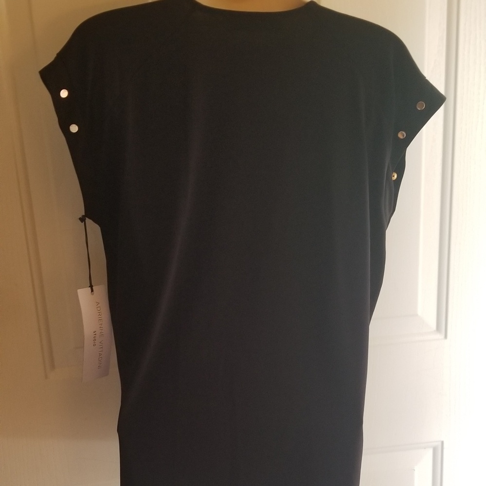 Womens Top - Picture 2 of 5